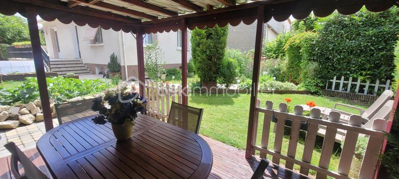 Maison de village - 130 m² - 6 pièces