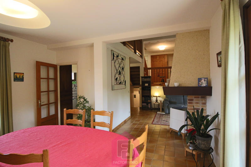 Maison - 150 m² - 5 pièces