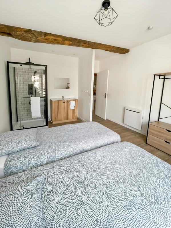 Appartement - 200 m² - 9 pièces