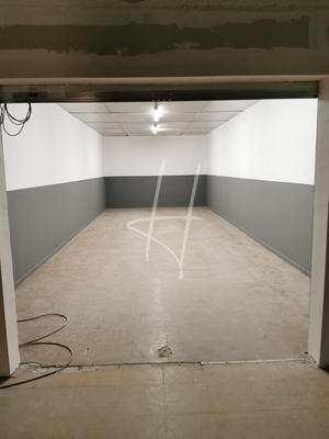 Entrepôt - 73 m²