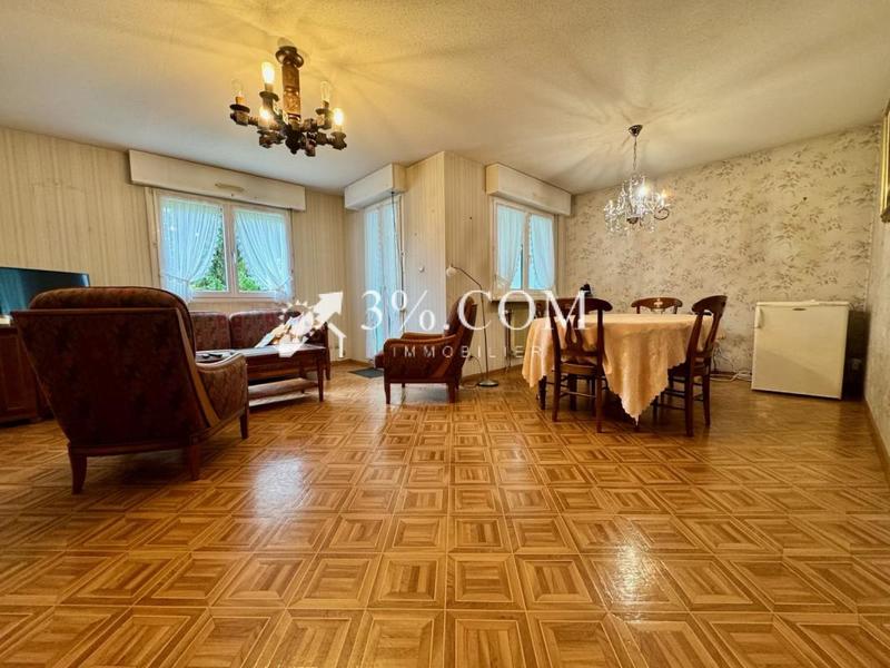 Appartement - 81 m² - 3 pièces