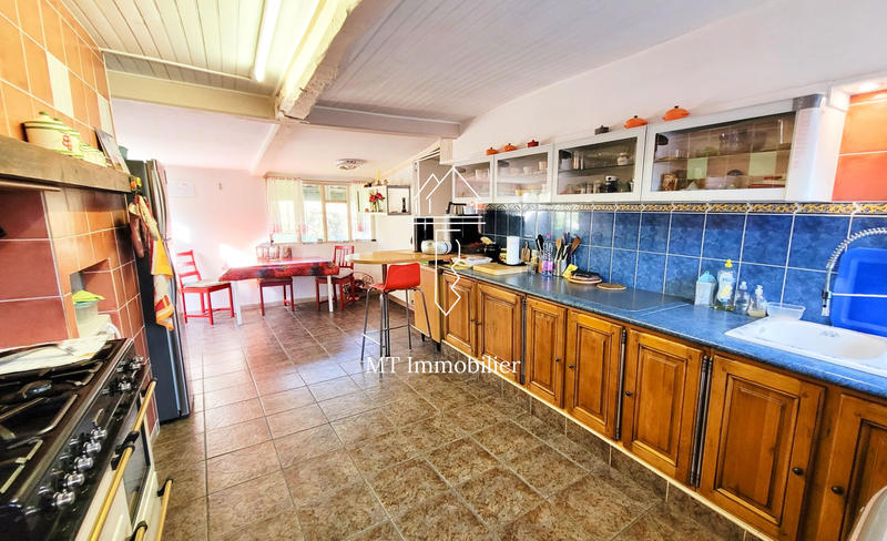 Maison - 376 m² - 14 pièces