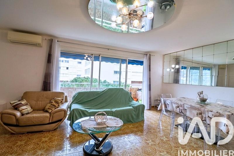 Appartement - 85 m² - 5 pièces