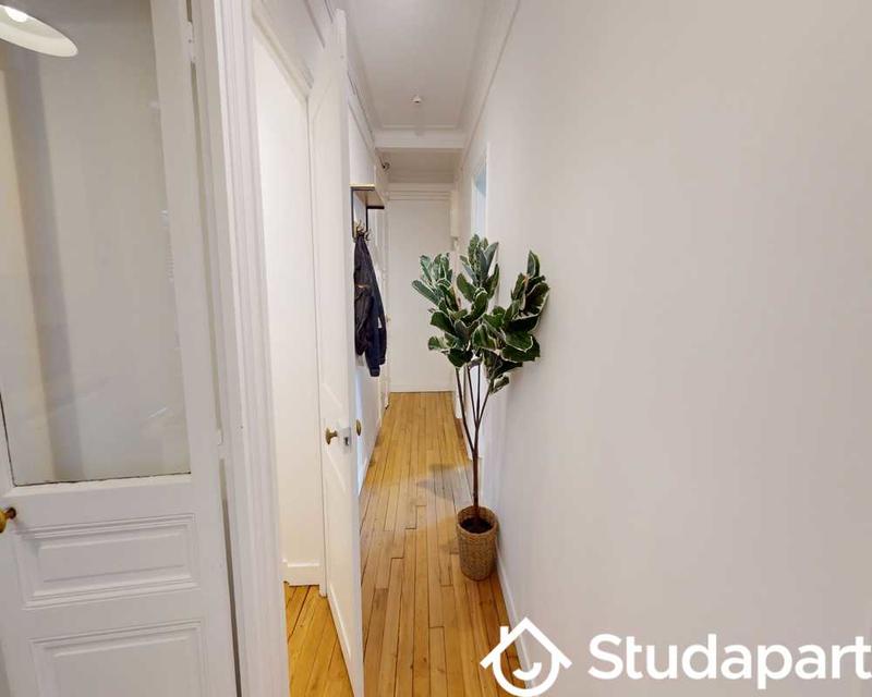 Chambre - 60 m² - 1 pièce