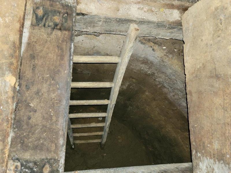 Maison - 235 m² - 9 pièces