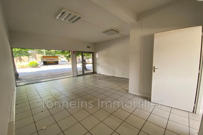 Local commercial - 63 m²