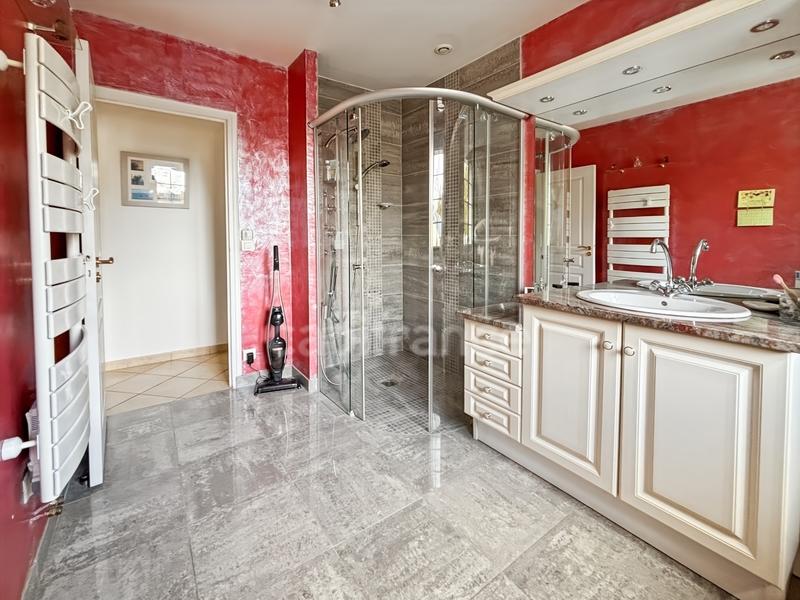 Maison - 154 m² - 7 pièces