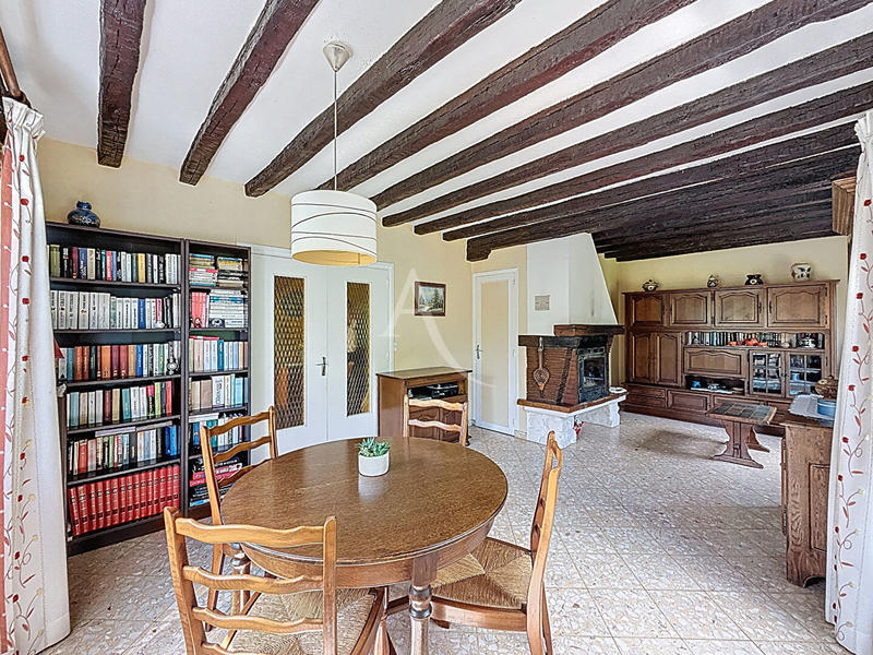 Maison - 90 m² - 7 pièces