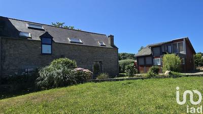 Maison - 160 m² - 8 pièces