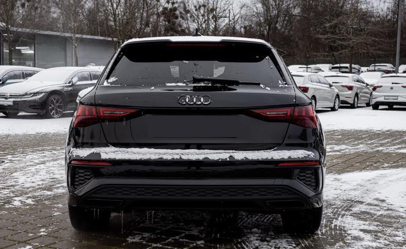 Audi A3 sportback 40 TFSIe s-Line 204 Hybride Rechargeable / Apple Carplay Android Auto Audio B&amp;O Coffre Elec Regulateur de Distance