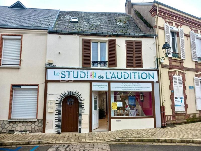 Immeuble - 140 m² - 7 pièces