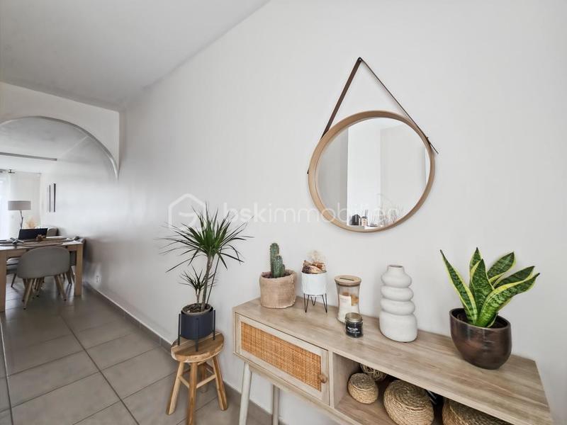 Maison - 96 m² - 5 pièces