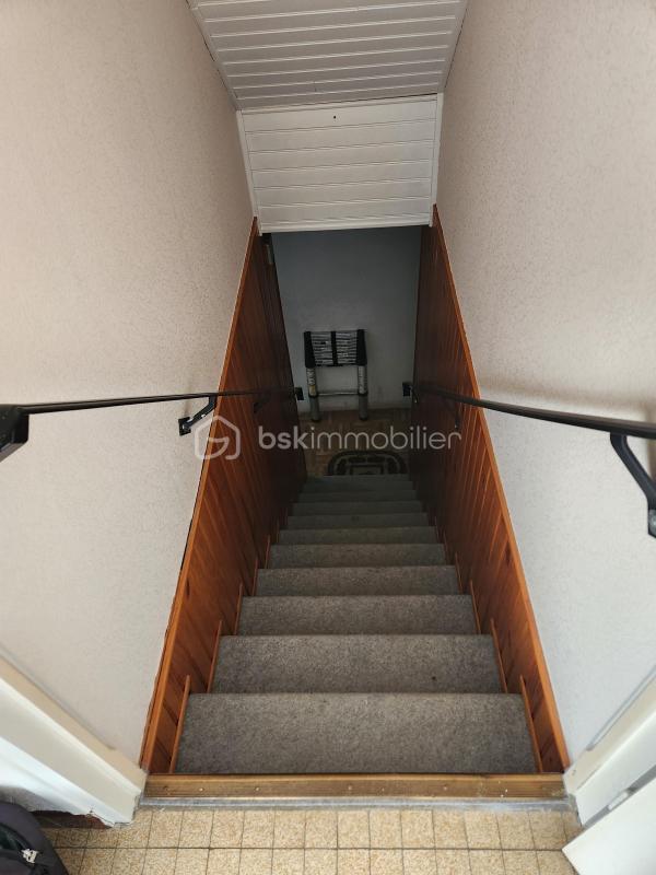 Maison traditionnelle - 78 m² - 4 pièces