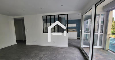 Appartement - 81 m² - 4 pièces