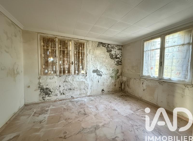 Maison - 229 m² - 7 pièces