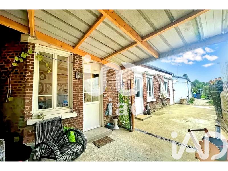 Maison - 277 m² - 8 pièces