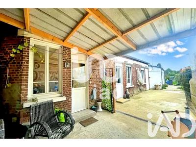 Maison - 277 m² - 8 pièces