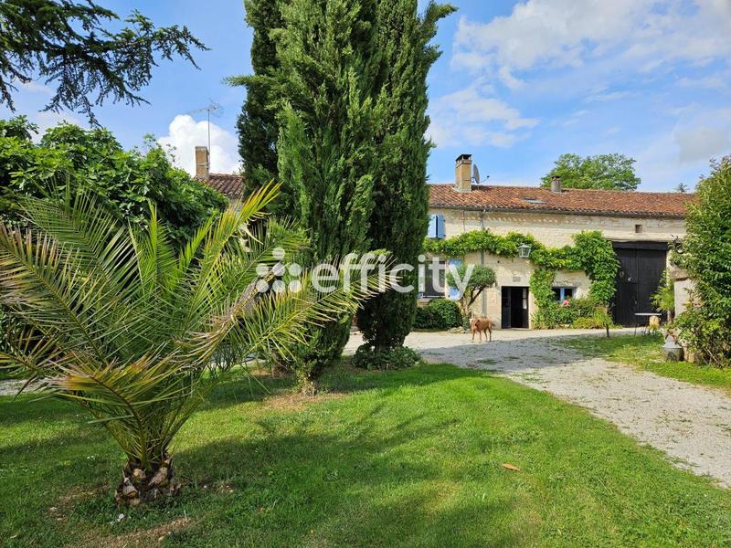 Maison - 245 m² - 9 pièces