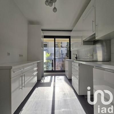 Appartement - 92 m² - 4 pièces