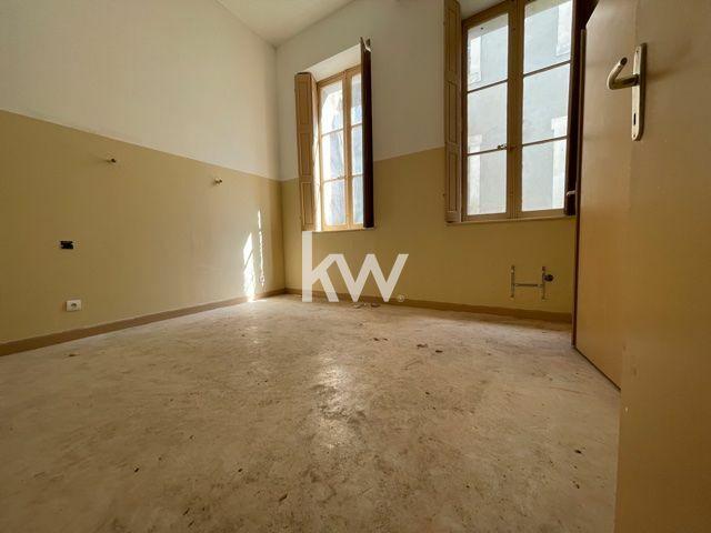 Appartement - 179 m² - 6 pièces