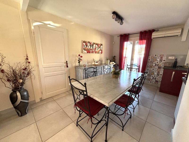 Propriété - 110 m² - 4 pièces