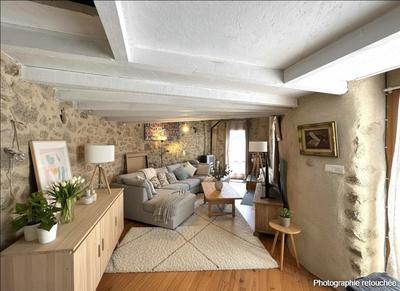 Maison en pierre - 98 m² - 4 pièces