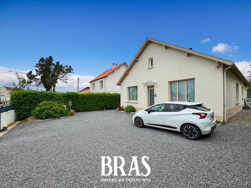 Maison - 160 m² - 10 pièces