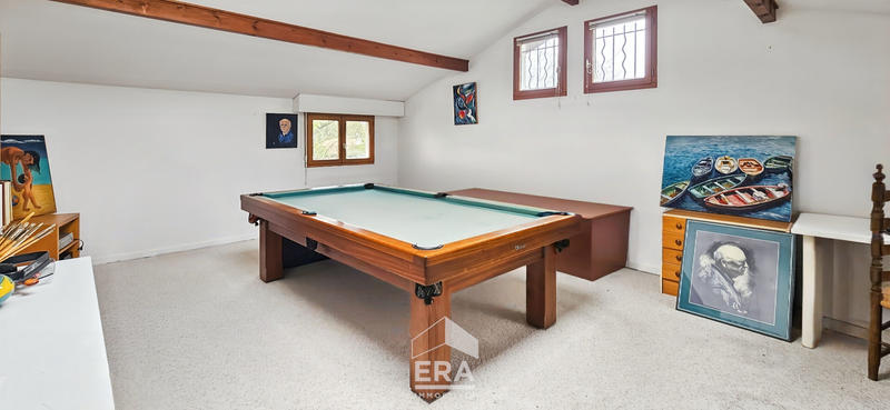 Maison - 190 m² - 8 pièces