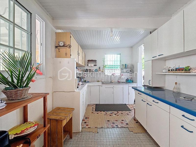 Maison - 188 m² - 7 pièces