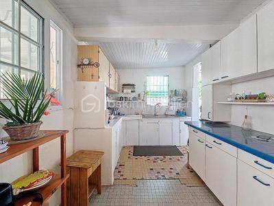 Maison - 188 m² - 7 pièces