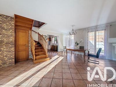 Maison - 97 m² - 4 pièces