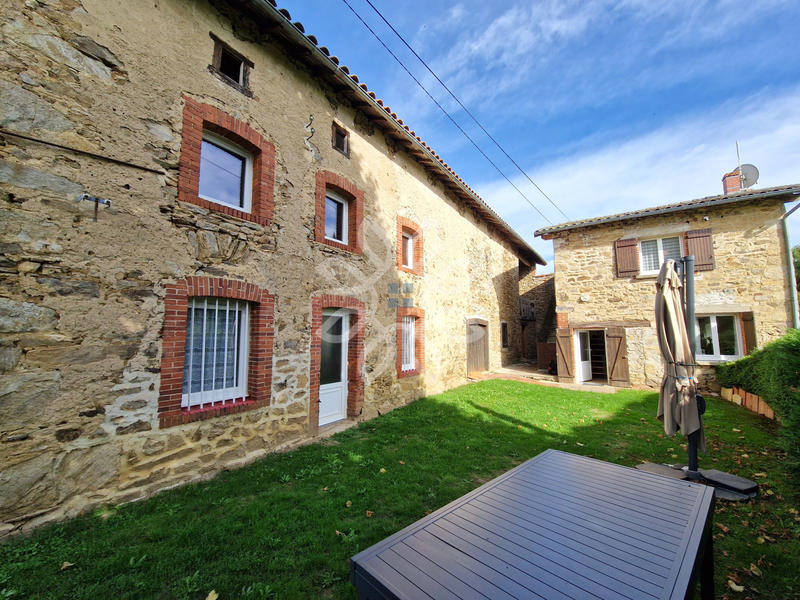 Maison de village - 66 m² - 3 pièces