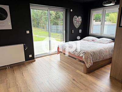 Maison - 167 m² - 4 pièces