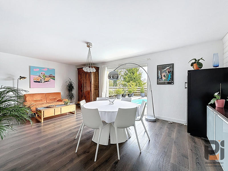 Maison - 168 m² - 6 pièces