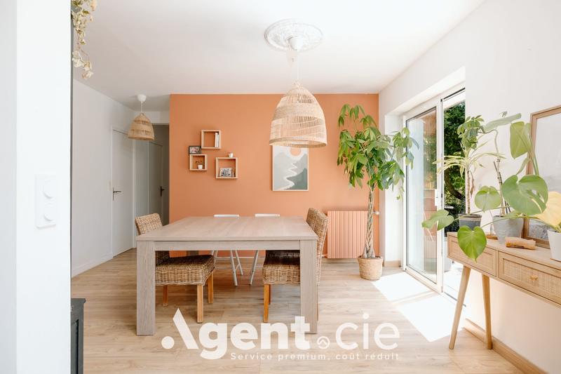 Maison - 143 m² - 7 pièces