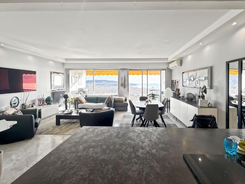 Appartement - 79 m² - 2 pièces