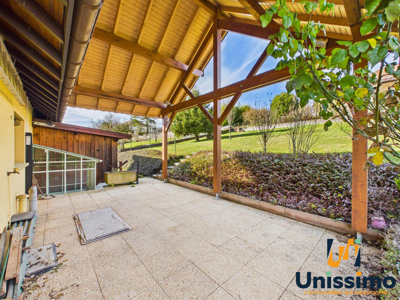 Maison - 177 m² - 7 pièces