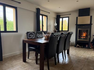 Maison - 155 m² - 5 pièces