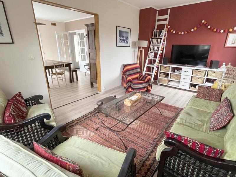 Maison - 166 m² - 7 pièces