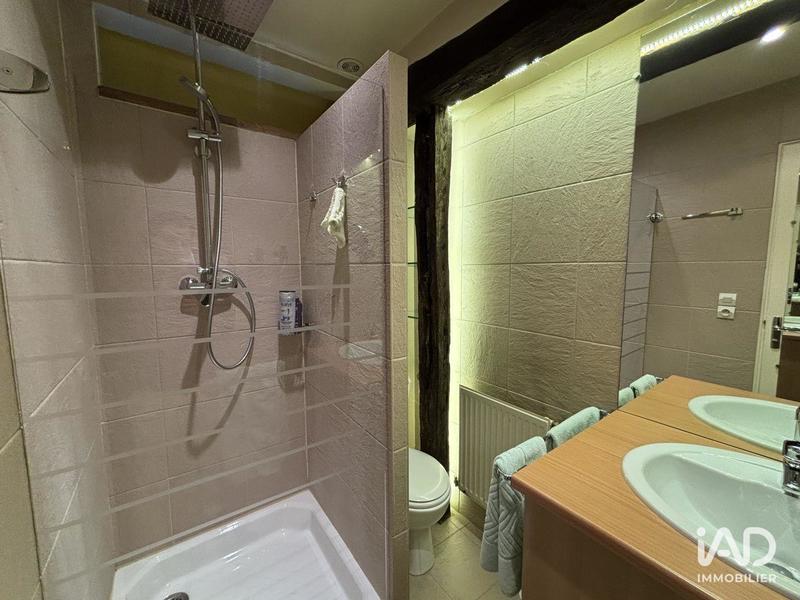 Local commercial - 240 m²