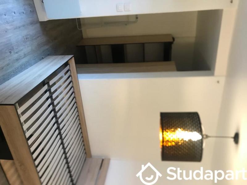 Chambre - 11 m² - 1 pièce