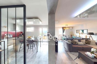 Appartement - 113 m² - 4 pièces