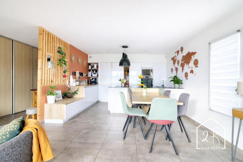 Appartement - 87 m² - 4 pièces