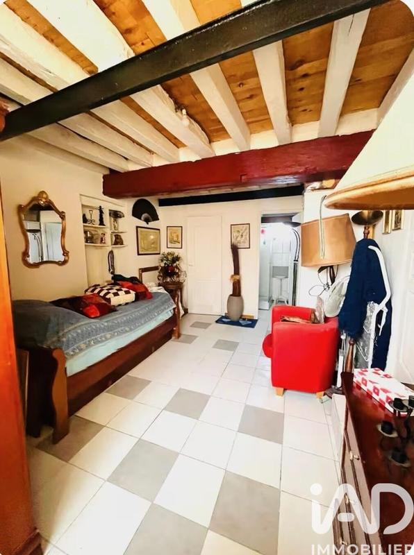 Maison - 180 m² - 10 pièces