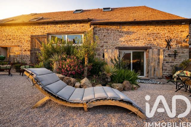 Maison de campagne - 266 m² - 7 pièces