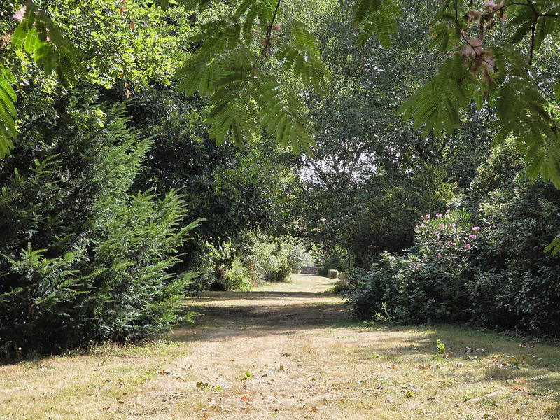 Maison - 24 606 m² - 15 pièces