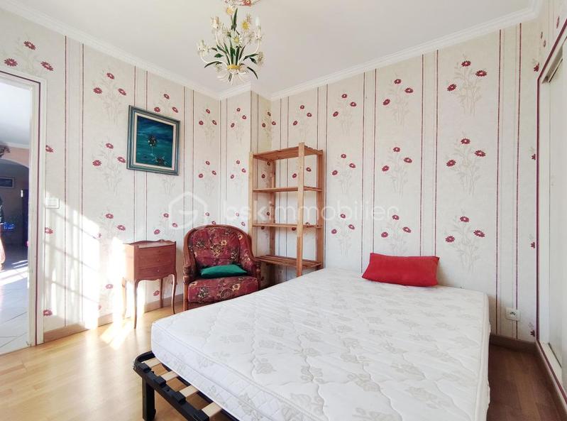 Maison traditionnelle - 106 m² - 4 pièces