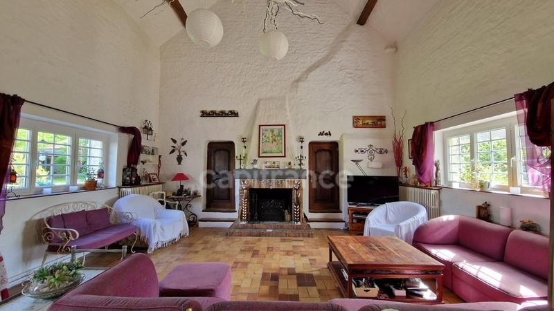 Demeure - 285 m² - 8 pièces