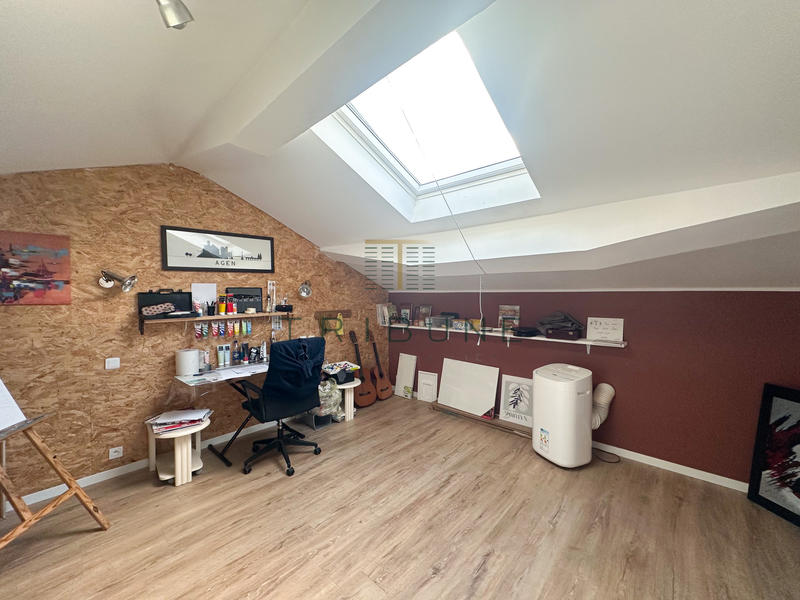 Maison - 110 m² - 5 pièces