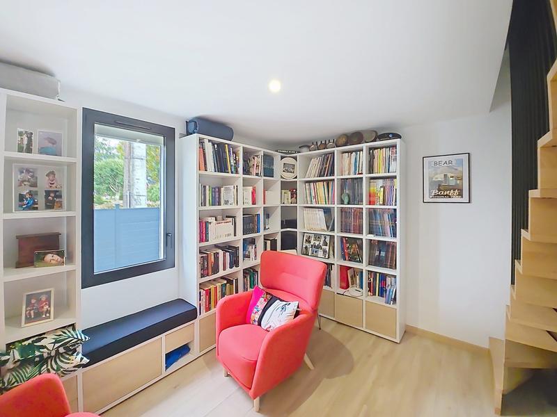 Maison - 96 m² - 5 pièces